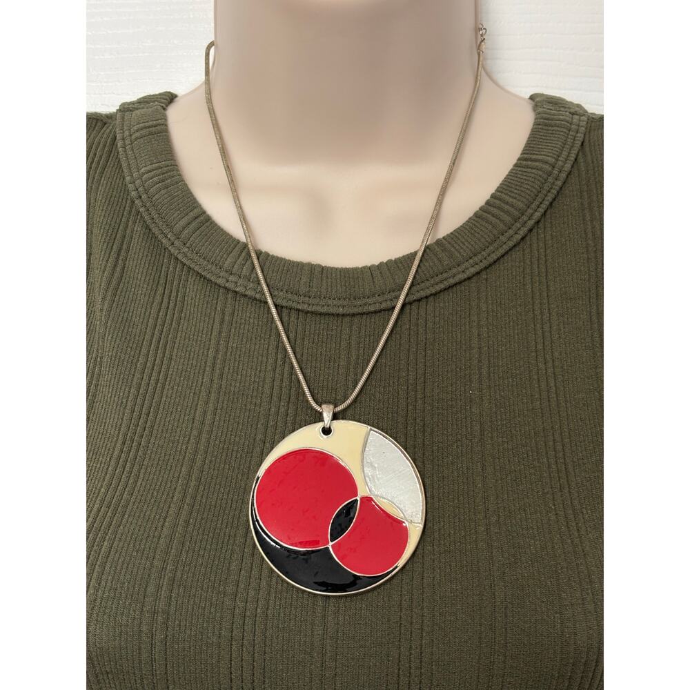 Womens Silver Tone Statement Circle Pendant Necklace Red Beige Black BOHO Simple